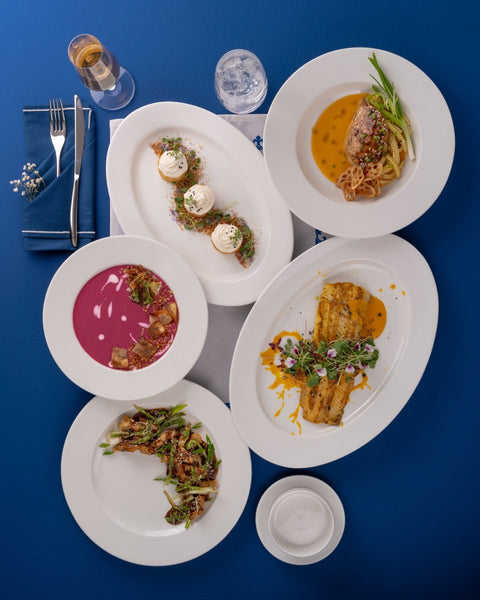 Ariane Prime 15'' x 10 3/7'' Orba White Porcelain Oval Platter - 6/Case (APRARN121015038) - iFoodservice Online