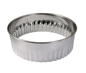 GOBEL St/st box set of 8 pcs round fluted cutter with rolled edges - Ø30 à 100 mm h36 mm 880001 - iFoodservice Online