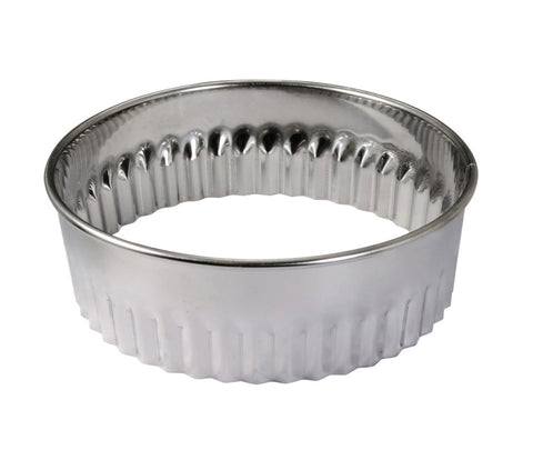 GOBEL St/st box set of 8 pcs round fluted cutter with rolled edges - Ø30 à 100 mm h36 mm 880001 - iFoodservice Online