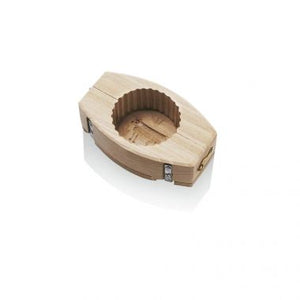 Louis Tellier Beechwood fluted butter moulds - Round cow decoration - 125g BAR103 - iFoodservice Online