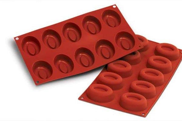 Louis Tellier Silikomart - Medium Oval Savarin Red Mold 2 3/4'' X 2'' X 1'' H (SF084) - iFoodservice Online