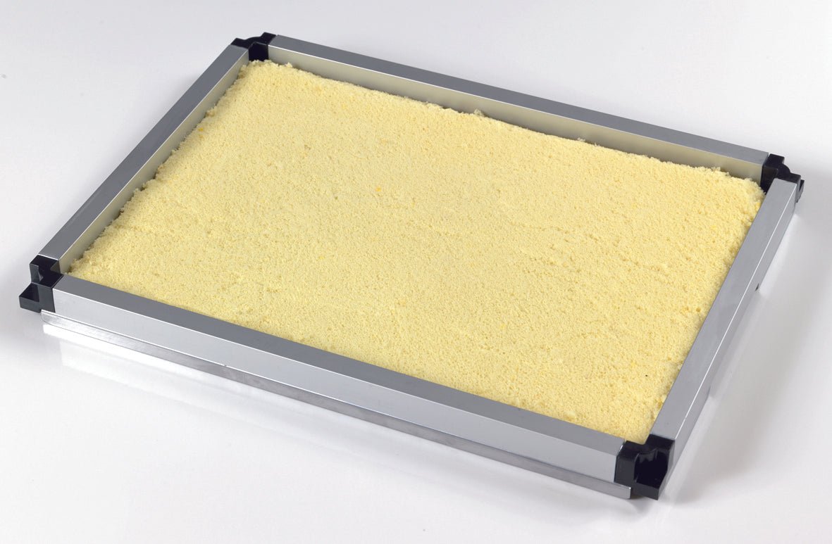 Matfer Bourgeat STACKABLE MOUSSE FRAME - RED 15 5/8" (15 MM) 370113 - iFoodservice Online